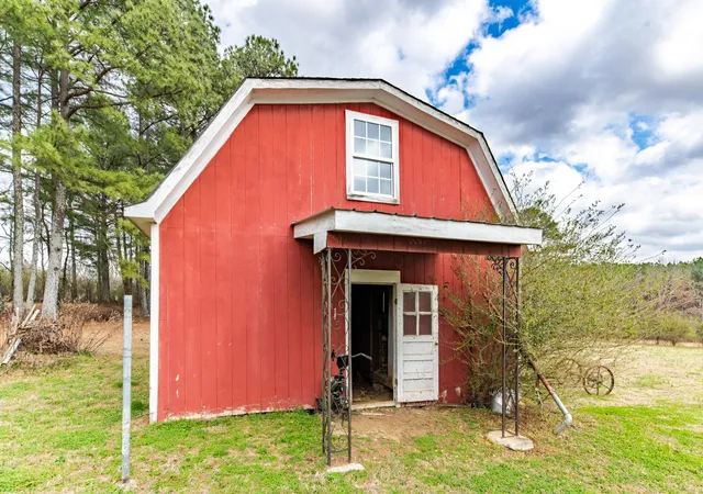 Homes for sale in Loretto, TN | 24B Busby Rd, Loretto, TN 38469 | MLS# 3155480