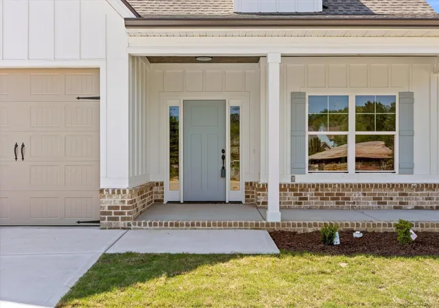 Photo 3 of Single family home for sale at 627 Willow Grv Ct, Ringgold, GA 30736 | MLS# 3155605 | Listing updated on 2026-09-14