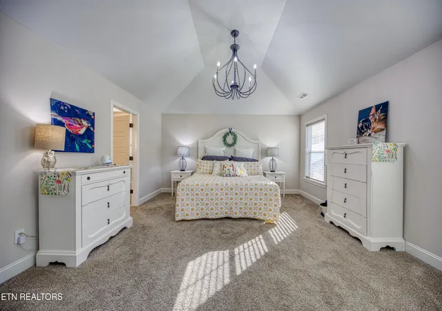 Photo 3 of Single family home for sale at 1142 Madison Oaks Rd, Knoxville, TN 37924 | MLS# 3615735 | Listing updated on 2026-10-09