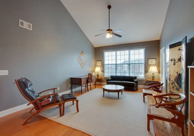 2nd image of 3201 Aspen Grove Dr #G9, Franklin, TN 37067 | MLS# 3155873