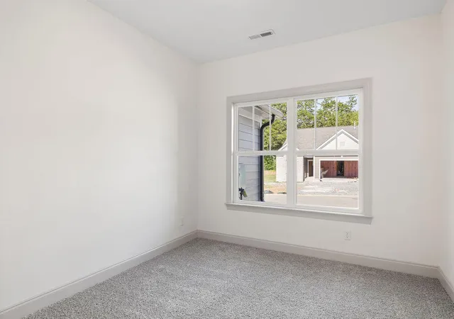 Photo 3 of Townhouse for sale at 1587 Whisper Winds Ln, Ooltewah, TN 37363 | MLS# 3258680 | Listing updated on 2026-10-29