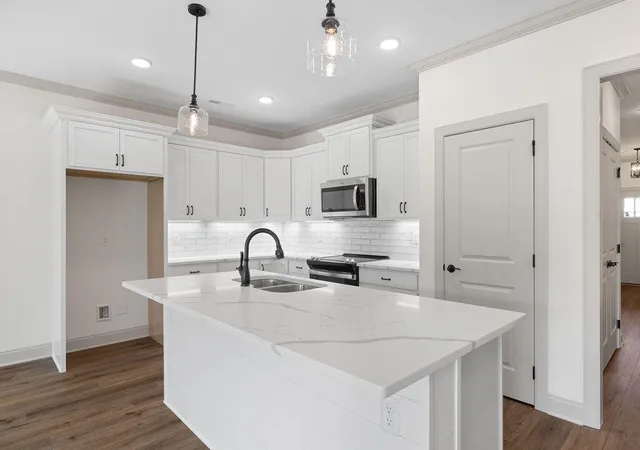 Photo 4 of Townhouse for sale at 1587 Whisper Winds Ln, Ooltewah, TN 37363 | MLS# 3258680 | Listing updated on 2026-10-29