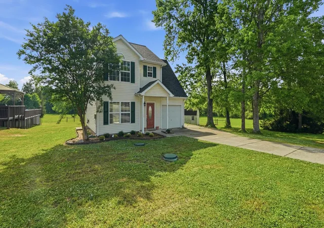 Homes for sale in Murfreesboro, TN | 1004 Fall Pkwy, Murfreesboro, TN 37129 | MLS# 3166967