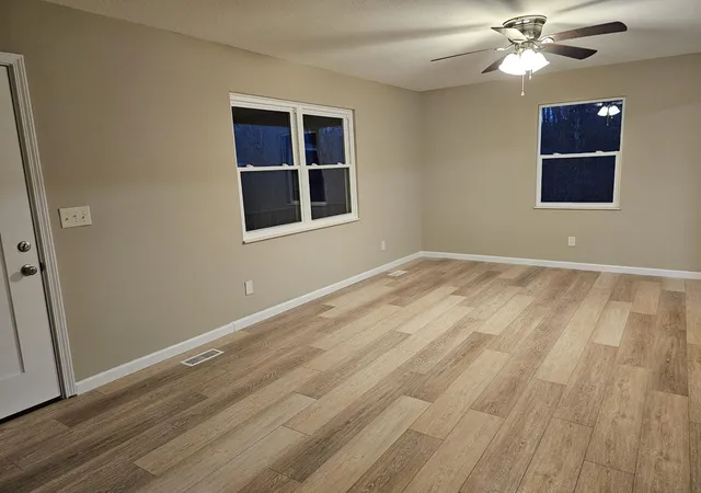Photo 3 of Single family home for sale at 1724 Euchee Chapel Rd, Spring City, TN 37381 | MLS# 3338245 | Listing updated on 2026-09-30