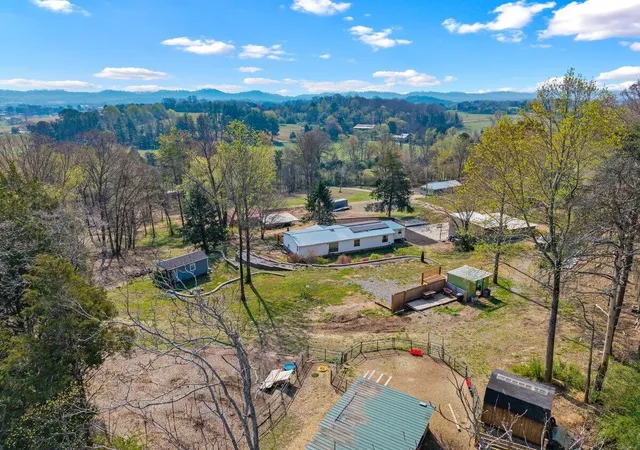 4th image of 196 Southside Road, Sweetwater, TN 37874 | MLS# 3156643