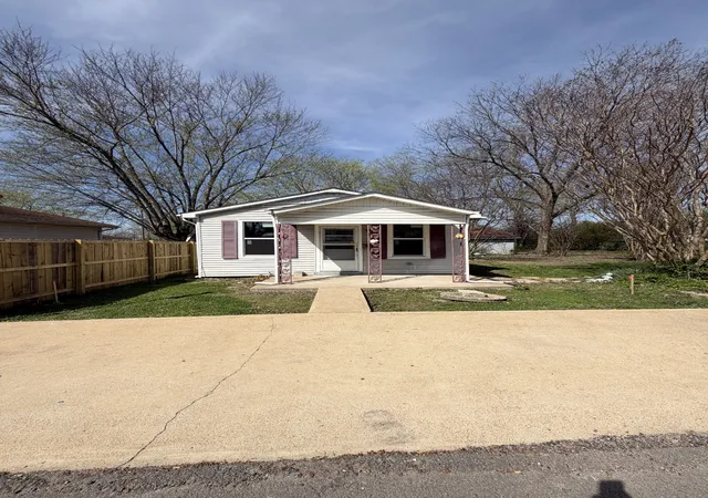 Homes for sale in Lawrenceburg, TN | 903 2nd Ave, Lawrenceburg, TN 38464 | MLS# 3158697