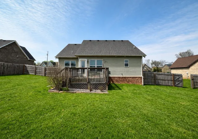 Photo 3 of Sale Pending at 131 Irish Oaks Dr, Portland, TN 37148 | MLS# 3158394 | Listing updated on 2026-08-29