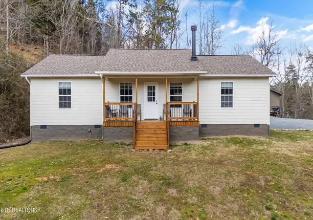 Homes for sale in Sevierville, TN | 393 Lane Hollow Rd, Sevierville, TN 37876 | MLS# 3156354