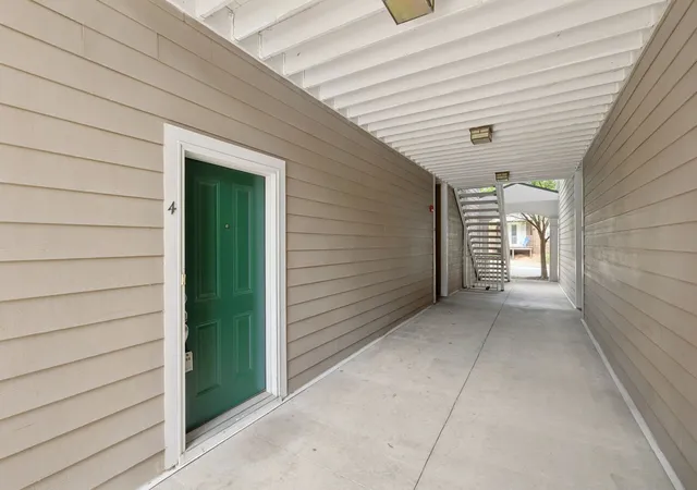 Listing Photo 4 - Condo for sale in building located at 8047 Bienville Dr, Nashville, TN 37211 - Unit #4