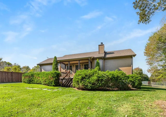 2nd image of 1257 Harris Hollow Rd, Charlotte, TN 37036 | MLS# 3156518