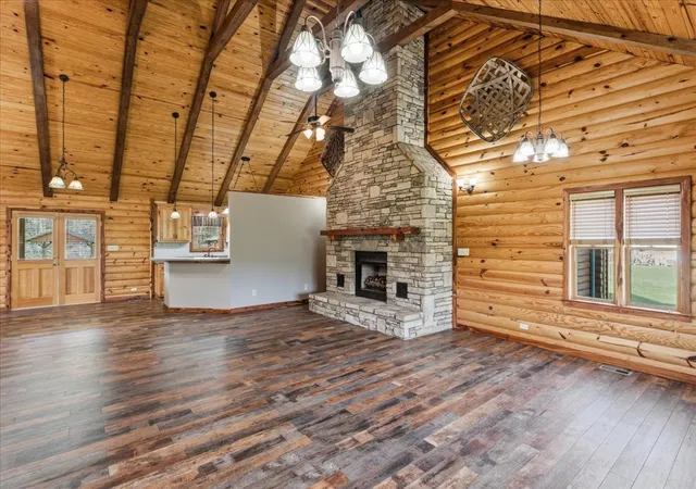 Photo 2 of Single family home for sale at 854 Holston Shrs Dr, Rutledge, TN 37861 | MLS# 3156463 | Listing updated on 2026-04-13