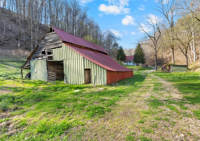 Homes for sale in Liberty, TN | 546 Womack Hollow Rd, Liberty, TN 37095 | MLS# 3156471