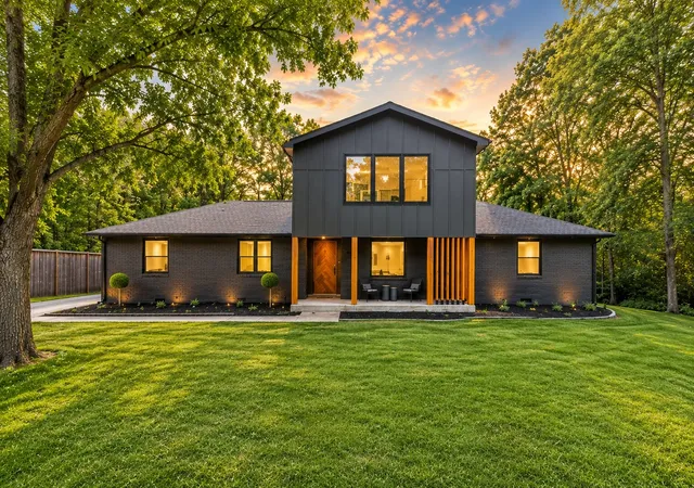 1st image of 930 Downey Dr, Nashville, TN 37205 | MLS# 3156535