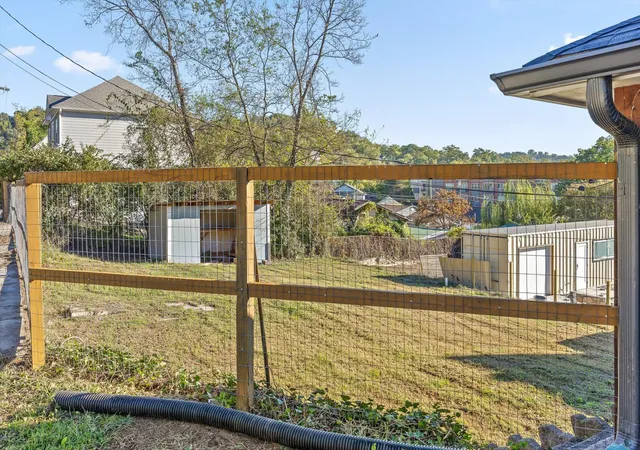 Homes for sale in Chattanooga, TN | 214 Houser Street, Chattanooga, TN 37405 | MLS# 3156525