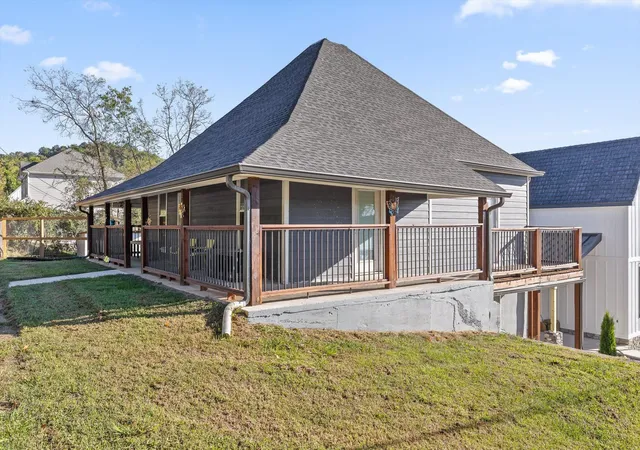 Homes for sale in Chattanooga, TN | 214 Houser Street, Chattanooga, TN 37405 | MLS# 3156525