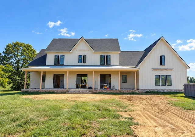 Photo 1 of Single family home for sale at 7795 W Lick Crk Rd, Primm Springs, TN 38476 | MLS# 3159997 | Listing updated on 2026-09-22