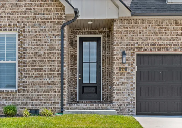Photo 3 of Single family home for sale at 257 Harvest Moon Dr, Clarksville, TN 37043 | MLS# 3163412 | Listing updated on 2026-08-20
