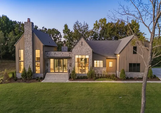 Photo 2 of Mansion for sale at 8004 Wilder Pass, Arrington, TN 37014 | MLS# 3163922 | Listing updated on 2026-10-07