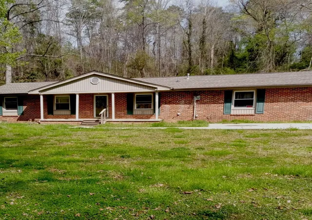 1st image of 205 Park Dr, Dayton, TN 37321 | MLS# 3163800