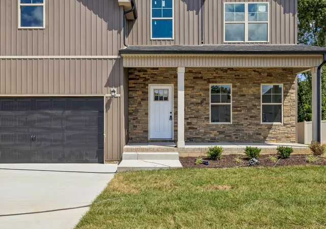 Photo 3 of Single family home for sale at 95 Sycamore Hl, Clarksville, TN 37042 | MLS# 3159128 | Listing updated on 2026-08-19