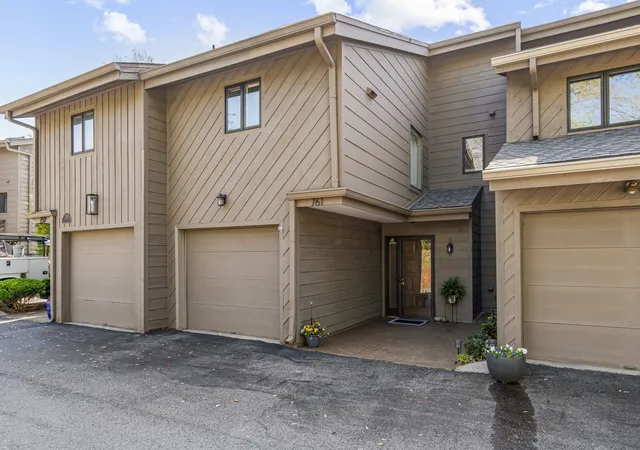 Photo 3 of Townhouse for sale at 761 Harpeth Tr Dr, Nashville, TN 37221 | MLS# 3168861 | Listing updated on 2026-09-28