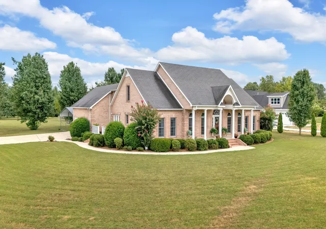 Homes for sale in Estill Springs, TN | 594 Waters Edge Dr, Estill Springs, TN 37330 | MLS# 3164618