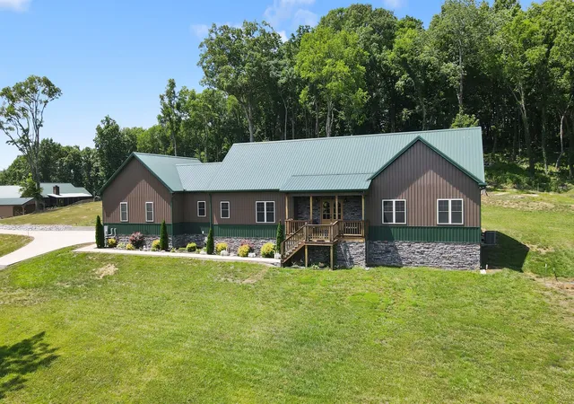 Homes for sale in Watertown, TN | 2095 Linwood Rd, Watertown, TN 37184 | MLS# 3165132