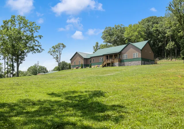 Homes for sale in Watertown, TN | 2095 Linwood Rd, Watertown, TN 37184 | MLS# 3165132