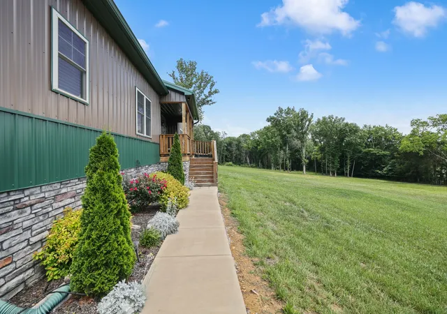 Homes for sale in Watertown, TN | 2095 Linwood Rd, Watertown, TN 37184 | MLS# 3165132