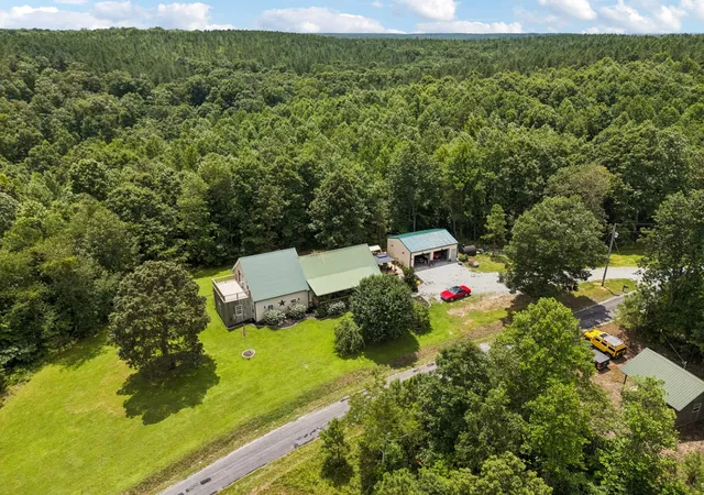 3rd image of 176 Robert Hensley Rd, Hohenwald, TN 38462 | MLS# 3158741