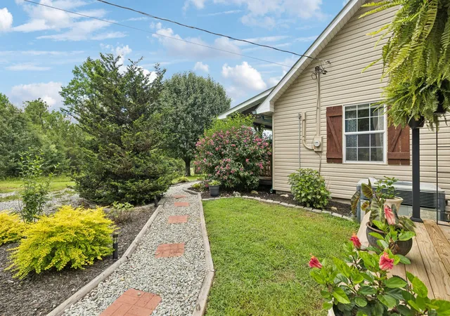 4th image of 176 Robert Hensley Rd, Hohenwald, TN 38462 | MLS# 3158741