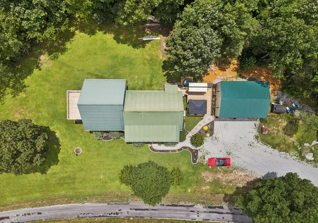 92nd image of 176 Robert Hensley Rd, Hohenwald, TN 38462 | MLS# 3158741
