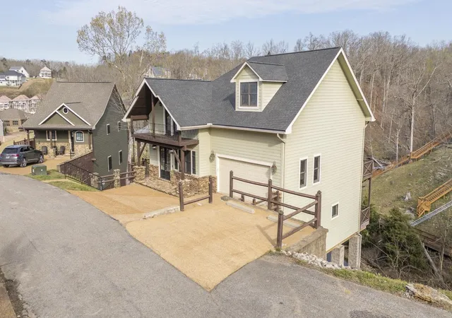 1st image of 400 Anchor Pt, Savannah, TN 38372 | MLS# 3158729