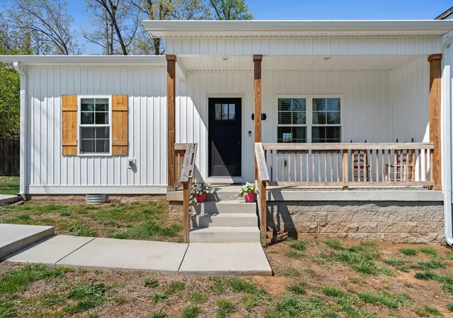 Homes for sale in Lewisburg, TN | 391 Elm Ave, Lewisburg, TN 37091 | MLS# 3170066