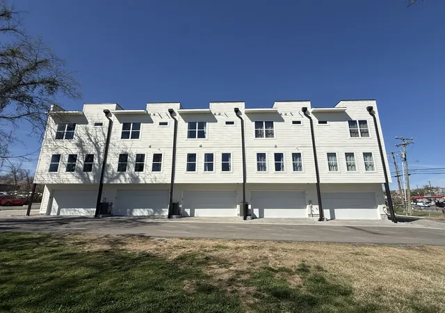 22nd image of 5621 Lenox Ave #3, Nashville, TN 37209 | MLS# 3159561