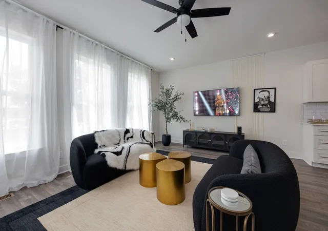 3rd image of 5621 Lenox Ave #3, Nashville, TN 37209 | MLS# 3159561
