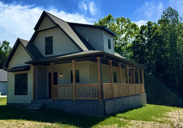 Photo 2 of Single family home for sale at 224 Redbird Ln, Lafayette, TN 37083 | MLS# 3186829 | Listing updated on 2026-05-03