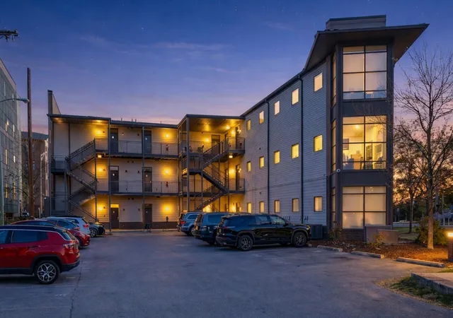 Homes for sale in Nashville, TN | 1700 Belcourt Ave #301, Nashville, TN 37212 | MLS# 3171345