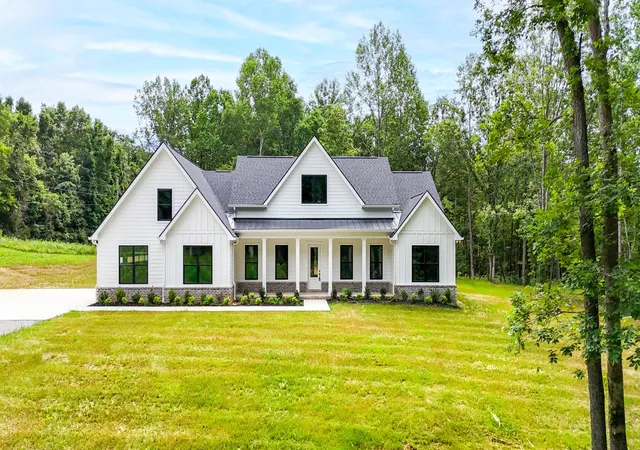 Homes for sale in Primm Springs, TN | 7765 Barnhill Road, Primm Springs, TN 38476 | MLS# 3158961