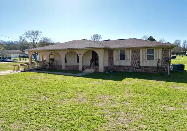 Photo 1 of Single family home for sale at 1205 Beverly Dr, Pulaski, TN 38478 | MLS# 3172957 | Listing updated on 2026-10-01