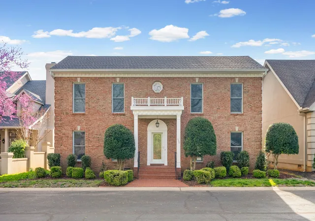 Photo 3 of Single family home for sale at 358 Peartree Dr, Clarksville, TN 37043 | MLS# 3159627 | Listing updated on 2026-10-09