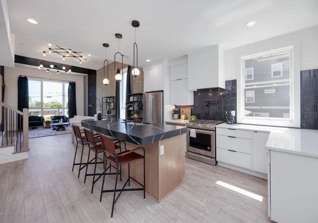 1st image of 1007 Summit Ave, Nashville, TN 37203 | MLS# 3159130