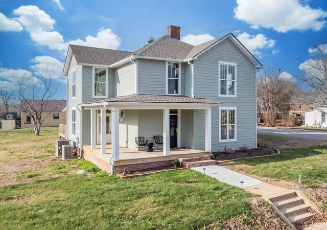 2nd image of 414 West College Street, Dickson, TN 37055 | MLS# 3159234