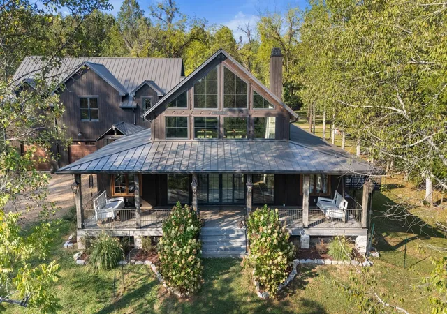 Photo 1 of Mansion for sale at 7501 Ivorybill Ln, Franklin, TN 37064 | MLS# 3159231 | Listing updated on 2026-03-25