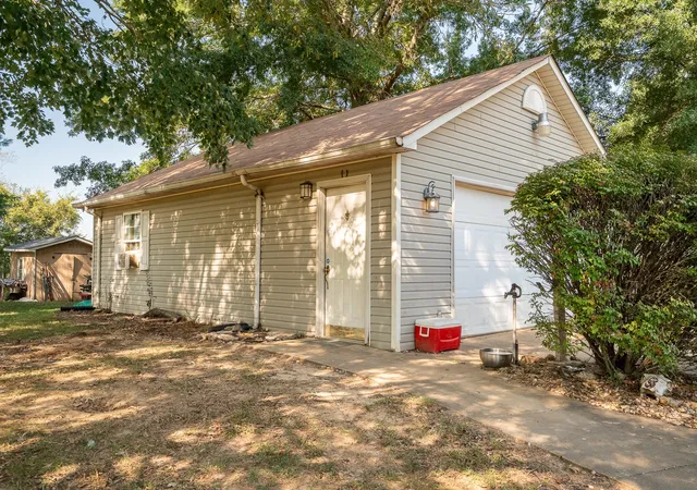 Homes for sale in Leoma, TN | 34 Morris Rd, Leoma, TN 38468 | MLS# 3159256