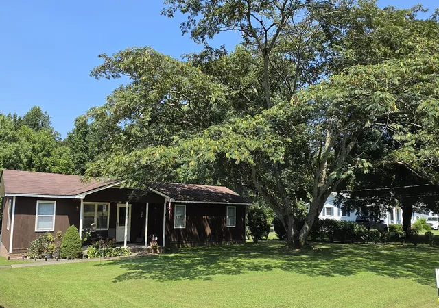 1st image of 105 Plain View Dr, Estill Springs, TN 37330 | MLS# 3166031
