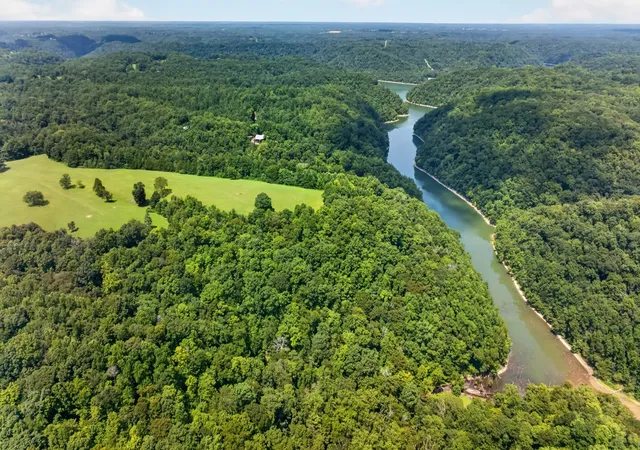 3rd image of 470 Wade Rd, Sparta, TN 38583 | MLS# 3513225