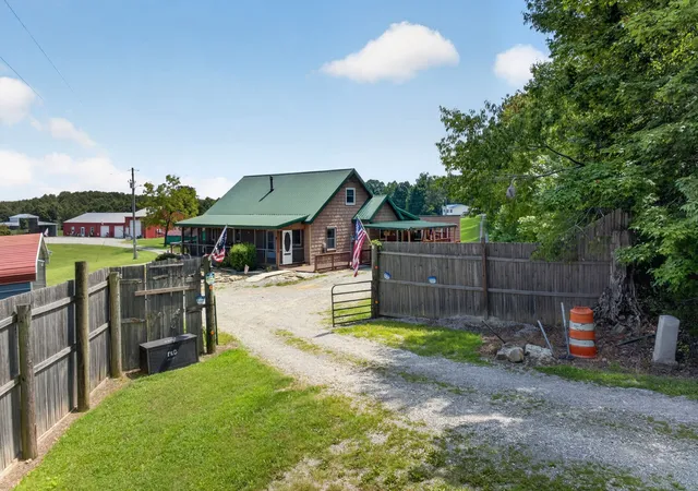4th image of 470 Wade Rd, Sparta, TN 38583 | MLS# 3513225