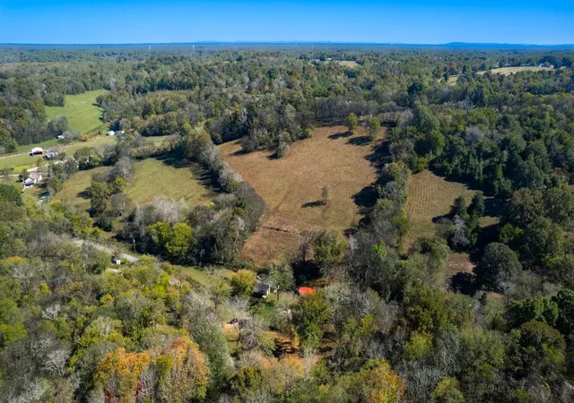 Photo 3 of Single family home for sale at 1121 Rolin Holw Rd, Ardmore, TN 38449 | MLS# 3159440 | Listing updated on 2026-09-23