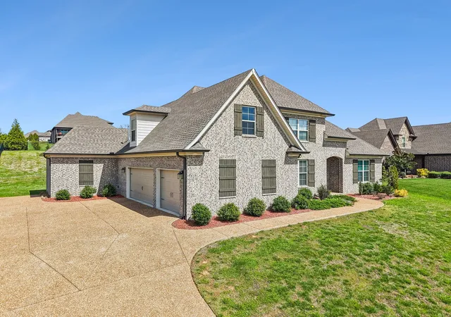 Homes for sale in Hendersonville, TN | 1094 Dorset Dr, Hendersonville, TN 37075 | MLS# 3159810